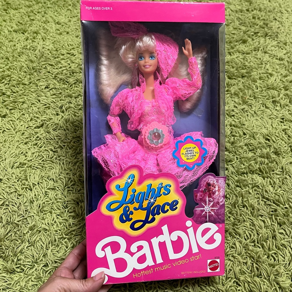 Barbie- Lights & Lace